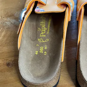 Papillio by Birkenstock Boston Clogs Butterfly Print Size EU 40 Orange German thumbnail 3