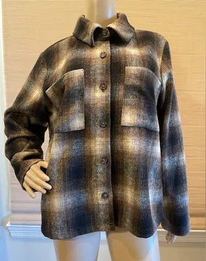 Melloday shirt jacket. Button up. Front button pockets. Size L thumbnail 1
