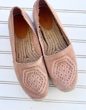 UGG Poppy Espadrille Flats Size 10‎ Pink Suede Perforated Scalloped 1100981 thumbnail 1