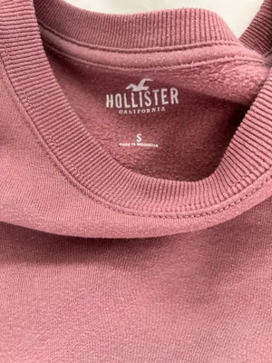 Hollister Sweatshirt Women’s Small thumbnail 3