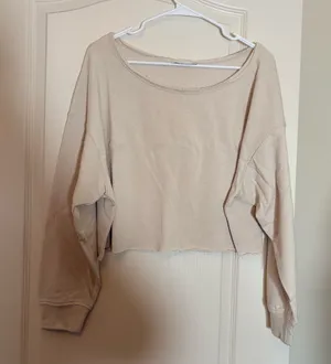 Zenana Cropped Raw Edge Boat Neck Sweatshirt Top Size Large Tan thumbnail 1