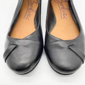 Zodiac‎ Womens US 8 Sadie Slip On Ballet Flats Black Leather Classic Casual thumbnail 2