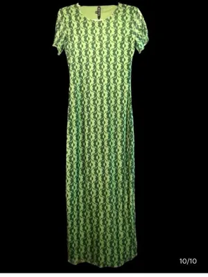 Motel Rocks Happyella Retro Midi Dress in wavy daisy green w/ geometric pattern #st.patricksday #bodycon #grunge thumbnail 5