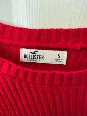 Red Hollister Sweater thumbnail 2