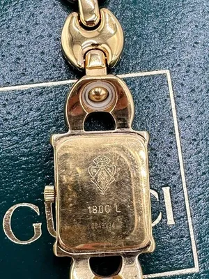 GUCCI 1800L WITH
INTERCHANGEABLE STRAPS thumbnail 6