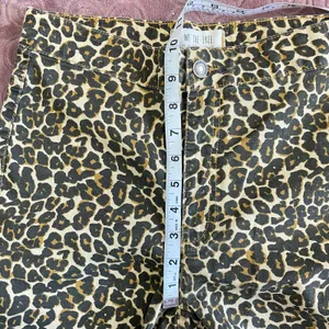We the Free People Leopard Print High Waist Skinny Jeans SZ 27 Boho thumbnail 8