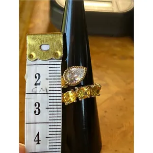 Judith Ripka Simulated Diamond Ring Size 7 thumbnail 7
