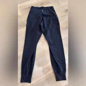 Lululemon Align Jogger 28"
Black size 4 thumbnail 11