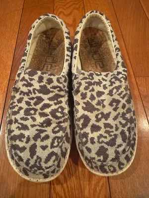 Hey Dude Misty Woven Cheetah Grey Slip-Ons Size 8 thumbnail 1
