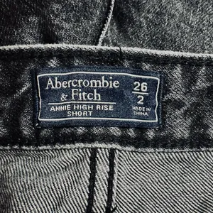 Abercrombie & Fitch Black Jean Shorts Size 2 Waist 28” Annie High Rise Short thumbnail 4