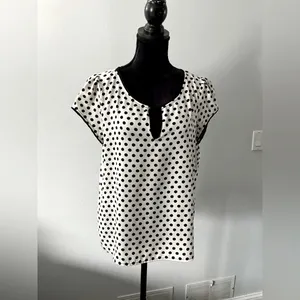 ZARA Pretty polka dot top🖤🤍🖤 thumbnail 6