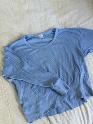 Offline by Aerie Light Blue Waffle Scoop sweater NWOT thumbnail 3