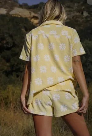 Yellow the Label Triple Set thumbnail 4