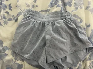 Lululemon Shorts thumbnail 1