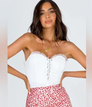 Princess Polly Elysia Bodysuit thumbnail 1