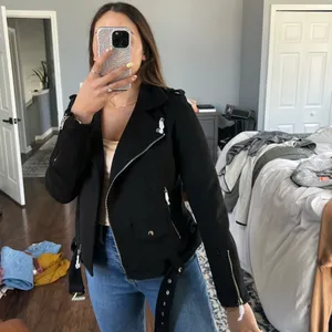 NWT Black Suede Moto Jacket Size M thumbnail 2