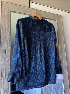 Alice + Olivia Blue And Black Striped Floral Long Sleeved Blouse Size Medium thumbnail 2
