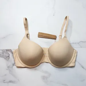 NWT Skims Fits Everybody T-Shirt Bra thumbnail 2