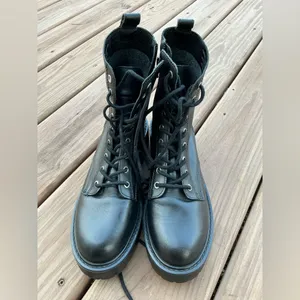 Modern chunky platform combat boots 🖤🖤🖤 thumbnail 10