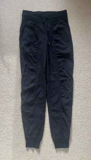 Lululemon Joggers thumbnail 1