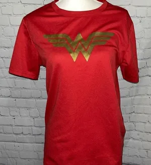 Wonder Woman - Red Gold T-Shirt - S thumbnail 1