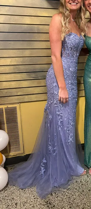 Prom Dresss Size 4 thumbnail 2