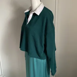 Forever 21 Preppy 80s Inspired Crop Contrast Pullover Polo Rugby Sweatshirt thumbnail 2