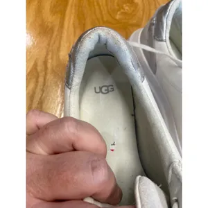 UGG Athletic Shoes Women's 7 White Leather Lace Up Round Toe Low Top Sneaker S20 thumbnail 3