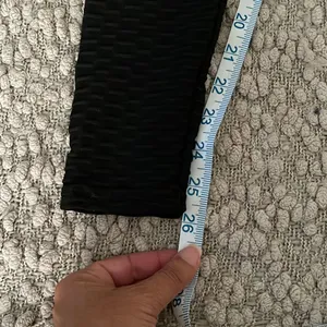 BUZZ textured‎ leggings. Black. Size Small Black thumbnail 4