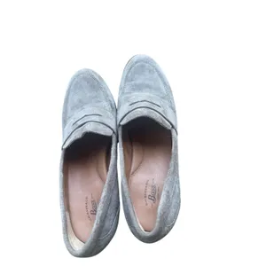 G.H. Bass Womens 8.5 Gray Suede Penny Loafer Chunky Block Heel Preppy Slipon Y2K thumbnail 7