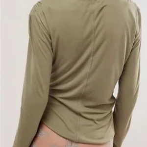 Free People Night We Met off should long sleeve top. Size X-Small thumbnail 3
