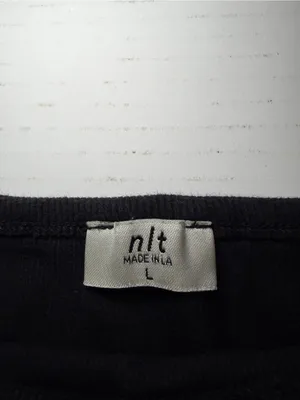 nlt Black Ribbed Square thumbnail 2