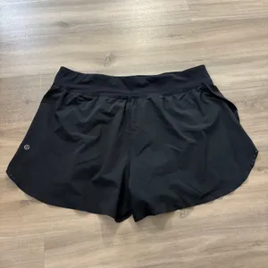 Lululemon Fast and Free Reflective High-Rise Short 3" Women Size 12 Black thumbnail 5