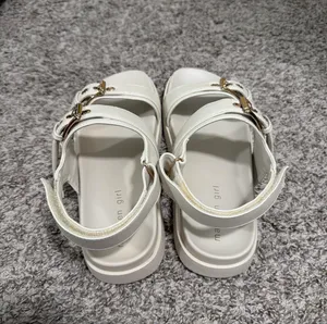 Madden Girl Sandals thumbnail 2
