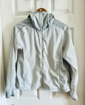 Light Gray/Green Hooded Windbreaker Jacket Gray Size XL thumbnail 2