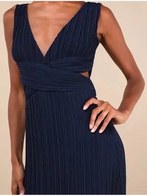 LULU’S Compelling Poise Navy Blue Plisse Cutout Sleeveless Maxi Dress thumbnail 3
