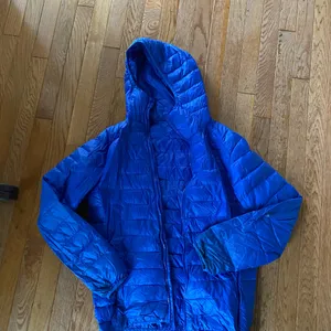 Vibrant Blue Hooded Puffer Jacket thumbnail 1