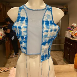 Woman’s top Blue Size M thumbnail 2