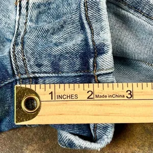 Vervet Flying Monkey Distressed Denim Shorts 24 Women’s 0 thumbnail 4