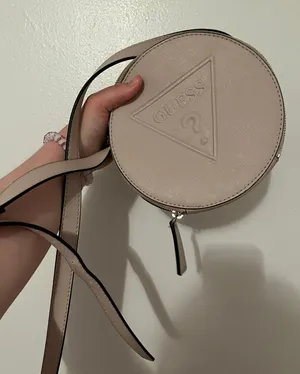 Guess Purse thumbnail 2