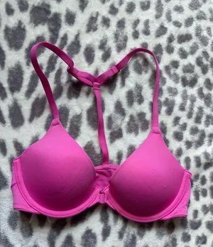 PINK Victoria's Secret Bra thumbnail 1