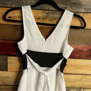 Victoria’s Secret White And Black‎ Dress Size 0 thumbnail 6