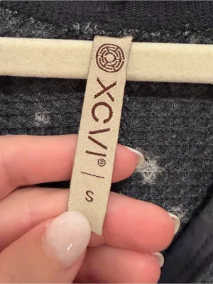 XCVI Gray White Tie Dye Thermal Waffle Knit‎ V Neck Top Small 14476 thumbnail 2