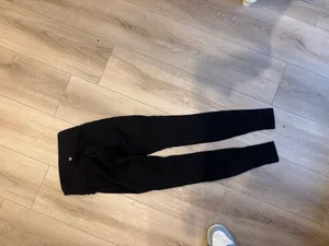 black  size 4 leggings thumbnail 6