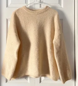 H&M Oversized Mohair Blend Sweater thumbnail 1