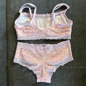 💐VS PINK Cotton Lace Trim Bralette & Cotton Cheeky Panty Petite Lilac Floral M thumbnail 4