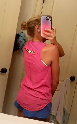 Lululemon Tank thumbnail 3