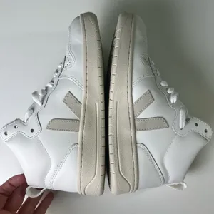Veja V-15 Leather Extra White Suede Organic Cotton Natural High-Top Trainers 6 thumbnail 4