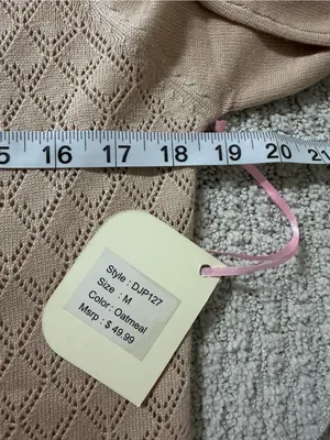 Dear.Rose new york Diamond Stitch Button-Front Cardigan Sweater in Oatmeal Sz M thumbnail 6