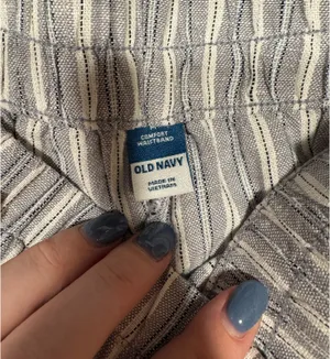 Old Navy Shorts thumbnail 4